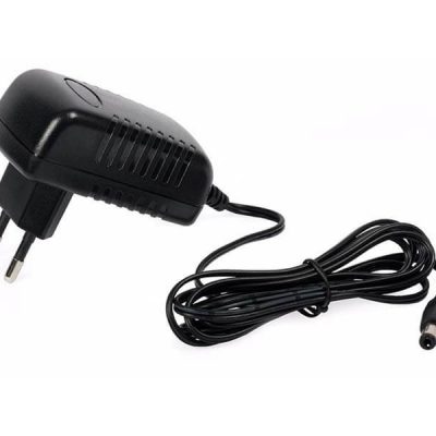 Adaptör